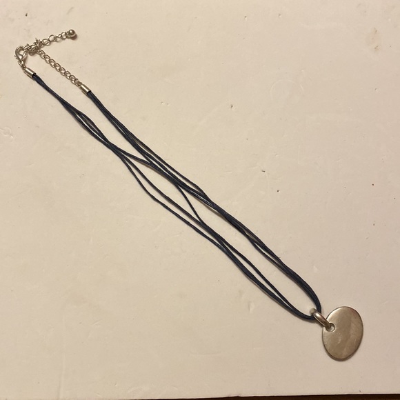 Lot of 3 necklaces 1 is Lia Sophia horse boho - Picture 2 of 8